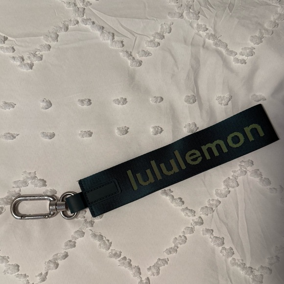 Lululemon never lost keychain - Picture 1 of 6